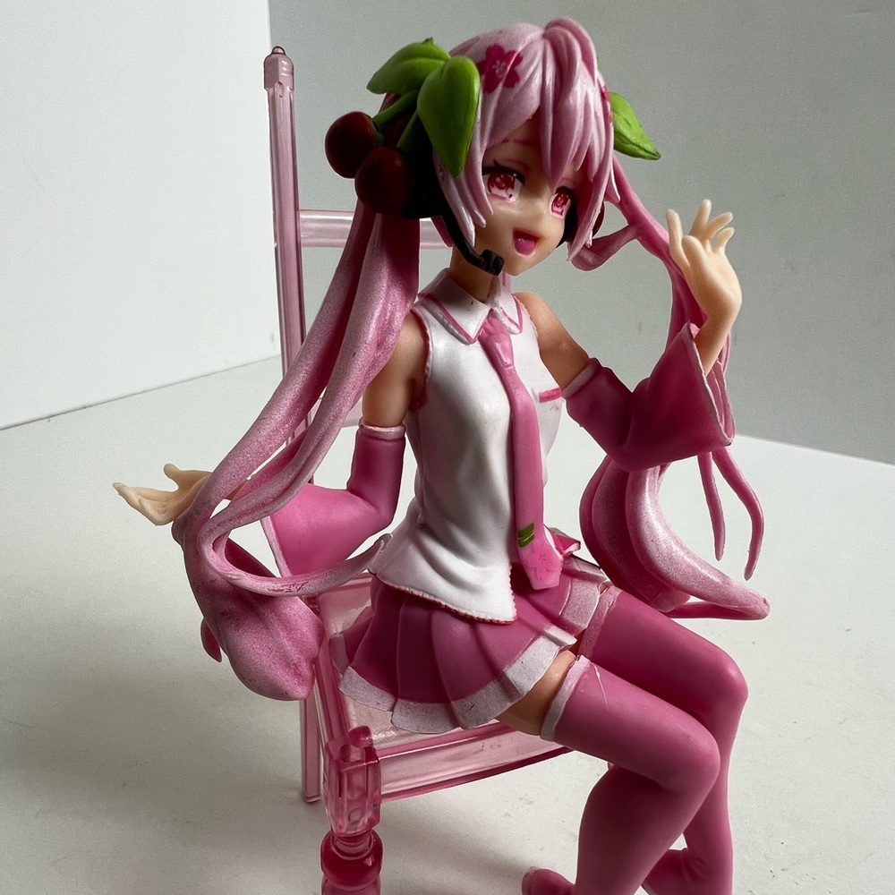 Hatsune Miku figure Sakura Miku Noodle Stopper FURYU kawaii Japan
